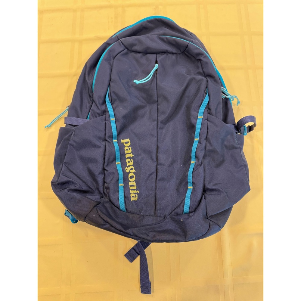 Patagonia Refugio 26L Backpack Navy Blue Teal Hiking Daypack Travel Bag